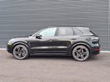 Certified 2023 Porsche Cayenne S Platinum image 2