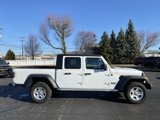 Used 2023 Jeep Gladiator Sport image 4