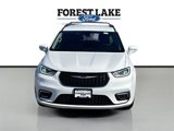 Used 2022 Chrysler Pacifica Touring-L image 2