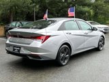 Used 2022 Hyundai Elantra SEL image 5