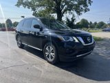 Used 2020 Nissan Pathfinder S image 2