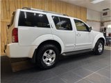 Used 2007 Nissan Pathfinder SE image 5