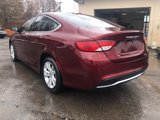 Used 2015 Chrysler 200 Limited w/ Convenience Group image 3