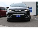 Used 2020 Chrysler Pacifica Touring-L w/ Tire & Wheel Group image 4
