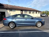 Used 2019 Ford Fusion SE image 2