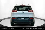 Used 2017 Jeep Cherokee Latitude image 4
