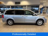 Used 2018 Dodge Grand Caravan SXT image 2
