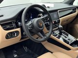 Used 2024 Porsche Macan image 4