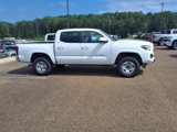 Used 2022 Toyota Tacoma SR5 image 2