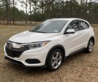 Used 2022 Honda HR-V LX image 2