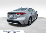 Used 2020 Toyota Corolla LE image 3