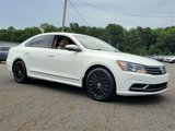 Used 2017 Volkswagen Passat 1.8T SE image 2