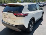 Used 2021 Nissan Rogue SV image 5