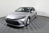 Used 2025 Toyota Camry LE image 4