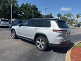 Used 2022 Jeep Grand Cherokee L Limited w/ Luxury Tech Group II image 3