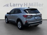 Used 2021 Ford Escape SE image 3