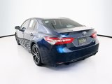 Used 2018 Toyota Camry SE image 5