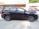 Used 2018 Toyota Highlander XLE image 2