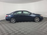 Used 2017 Toyota Camry SE image 3