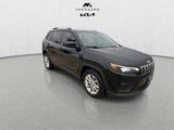 Used 2020 Jeep Cherokee Latitude image 2