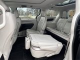 Used 2020 Chrysler Pacifica Limited image 6