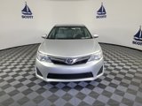 Used 2014 Toyota Camry L image 2