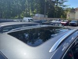 Used 2022 Volkswagen Tiguan SE image 2