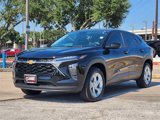Used 2024 Chevrolet Trax LS w/ LS Convenience Package image 3