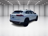 Used 2020 Volkswagen Atlas Cross Sport SE w/ Towing Package image 5