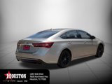 Used 2018 Toyota Avalon image 3