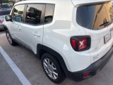 Used 2019 Jeep Renegade Latitude w/ Cold Weather Group image 4