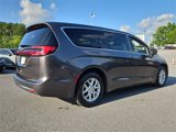 Certified 2023 Chrysler Pacifica Touring-L image 2