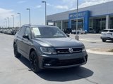Used 2021 Volkswagen Tiguan SE R-Line image 2