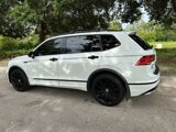 Used 2021 Volkswagen Tiguan SE R-Line image 3