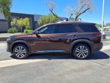 Used 2022 Nissan Pathfinder Platinum image 5