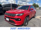 Used 2022 Jeep Compass Limited image 3