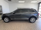 Used 2014 Volkswagen Touareg VR6 image 3