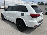 Used 2017 Jeep Grand Cherokee Altitude image 5