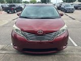 Used 2012 Toyota Sienna XLE image 2