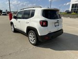 Used 2019 Jeep Renegade Latitude image 2