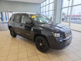 Used 2015 Jeep Compass Latitude image 4