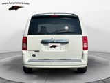 Used 2008 Chrysler Town & Country Touring image 4