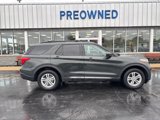 Used 2022 Ford Explorer XLT w/ Equipment Group 202A image 2
