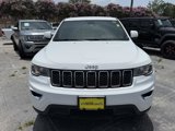 Used 2017 Jeep Grand Cherokee Laredo image 3