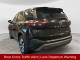 Used 2022 Nissan Rogue SV image 3