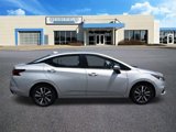 Used 2021 Nissan Versa SV image 2