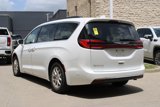 Used 2022 Chrysler Pacifica Touring-L image 3