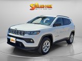 Used 2025 Jeep Compass Latitude image 3