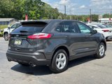 Used 2020 Ford Edge SE image 3