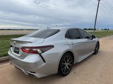 Used 2021 Toyota Camry SE image 3